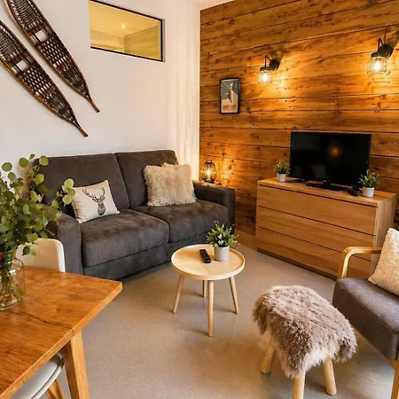 Apartamento T2 Cosy - Piscine - Lary Montagne *
